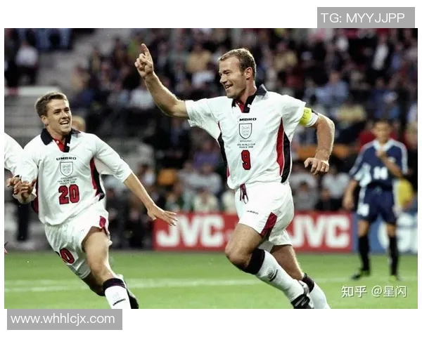 足球明星66号的精彩瞬间展现了他在赛场上的风采与激情 足球明星66号的精彩瞬间展现了他在赛场上的风采与激情