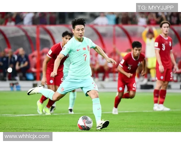 乌龙球背后的传奇故事揭晓这位足球明星的意外失误与辉煌成就